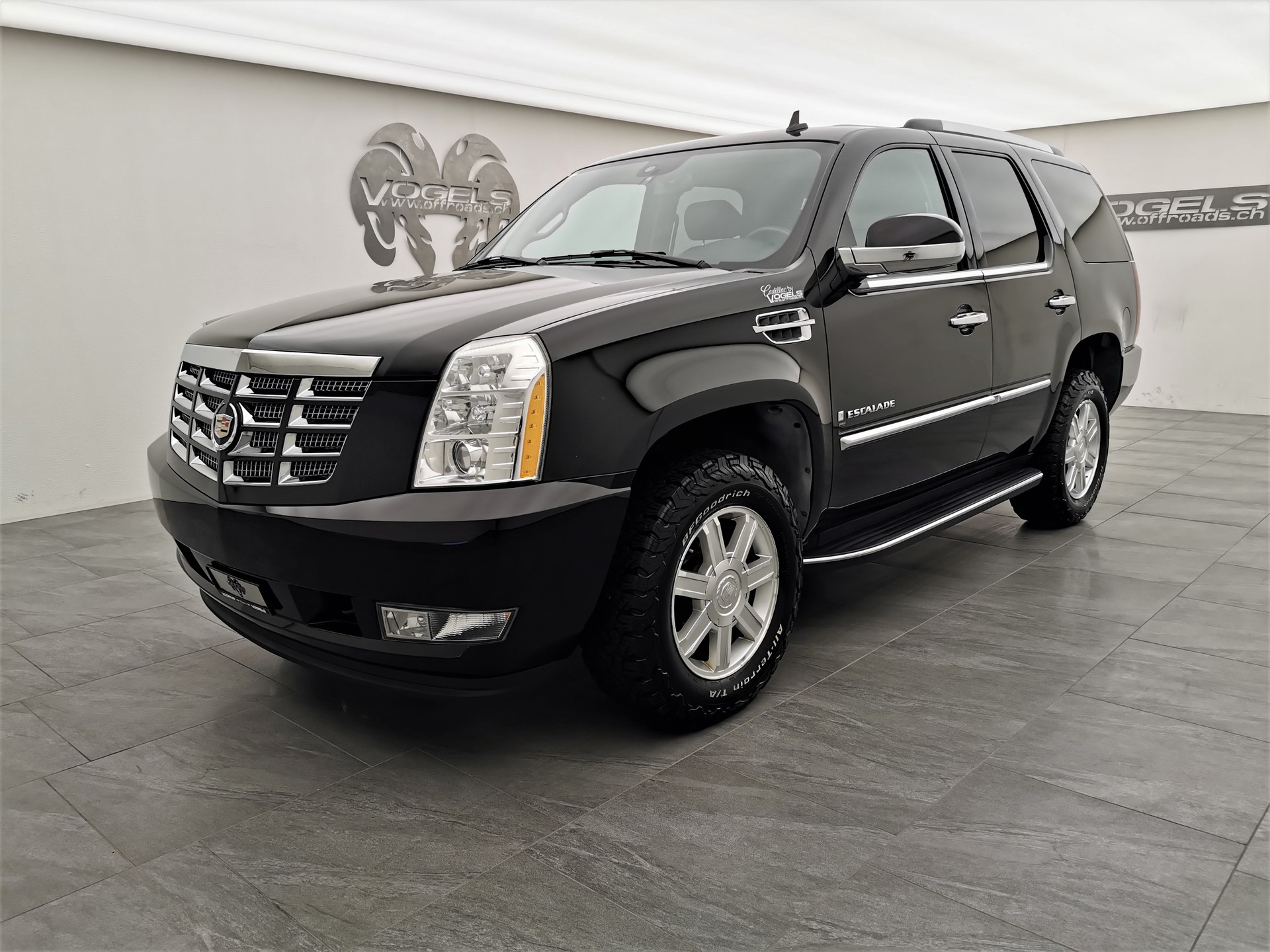 CADILLAC Escalade 6.2 Sport Luxury-image-0