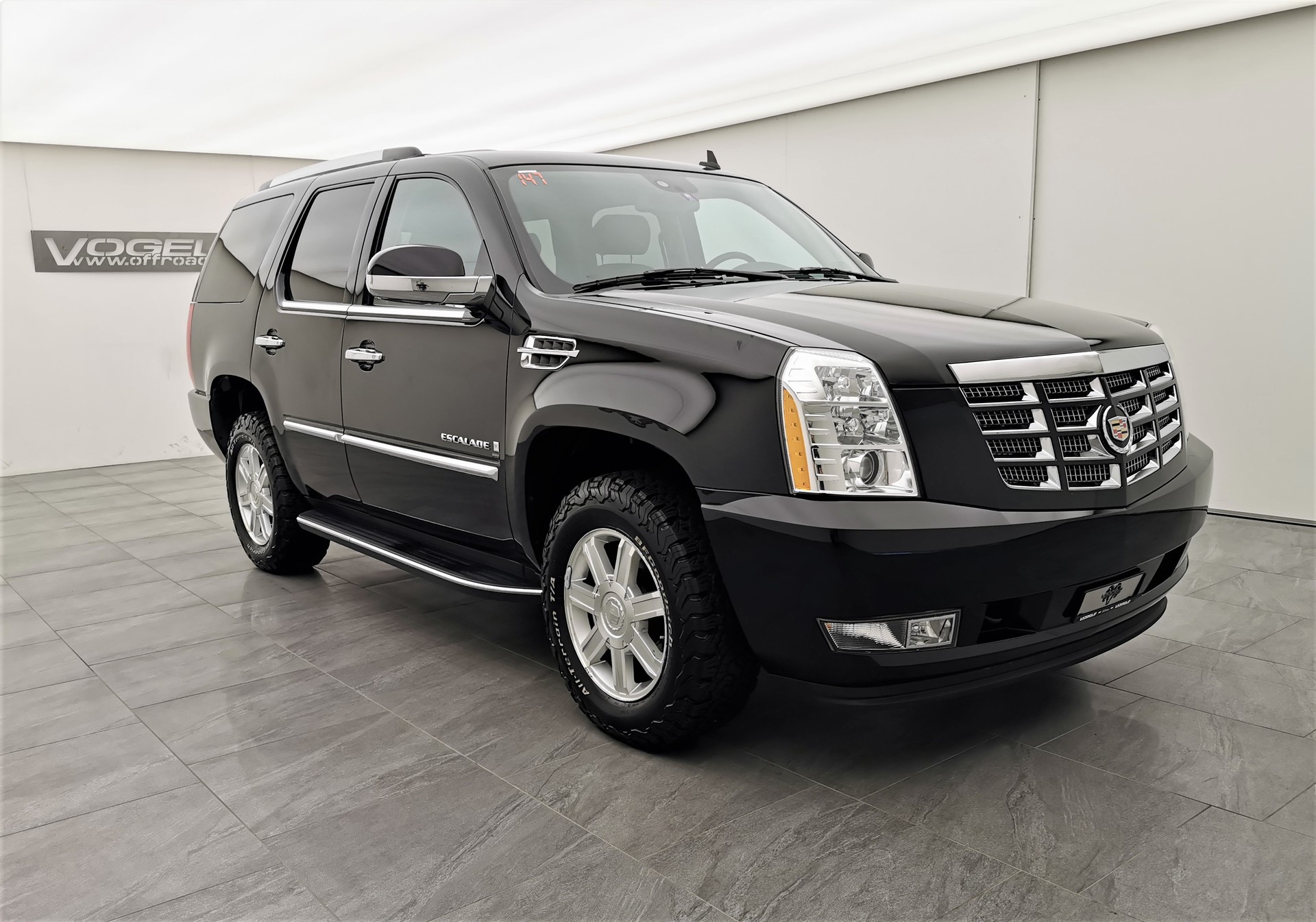 CADILLAC Escalade 6.2 Sport Luxury-image-2