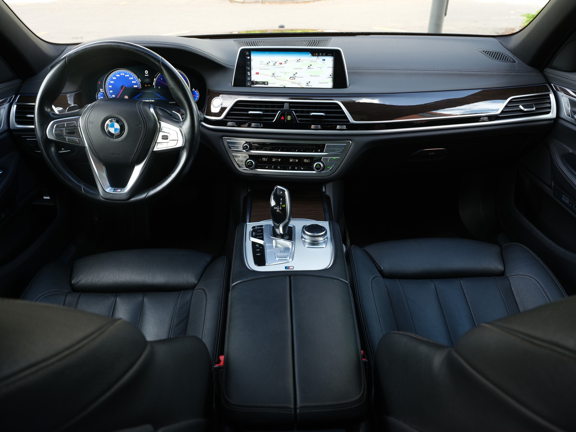 BMW 730d xDrive Steptronic-image-22
