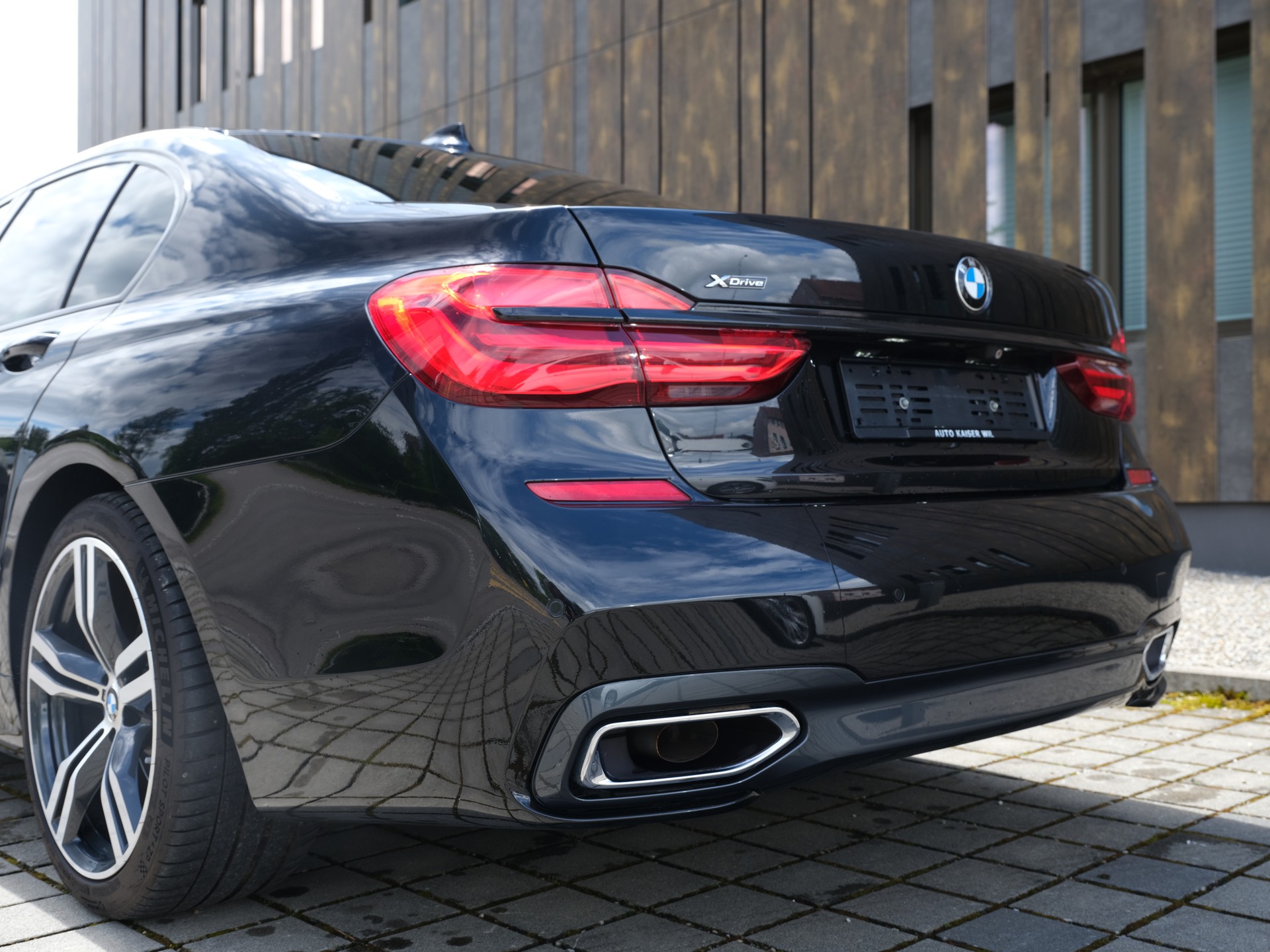 BMW 730d xDrive Steptronic-image-7