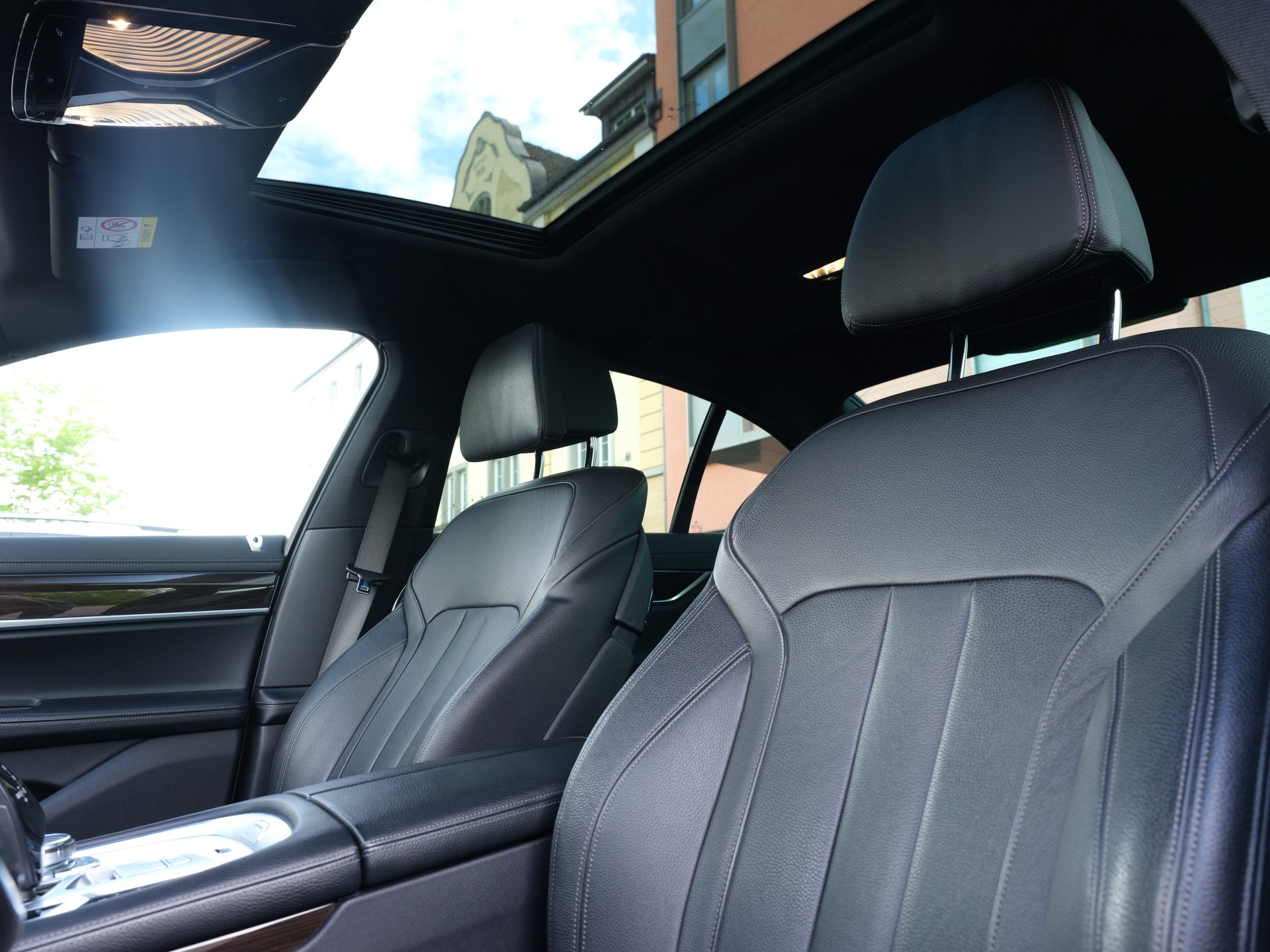 BMW 730d xDrive Steptronic-image-24