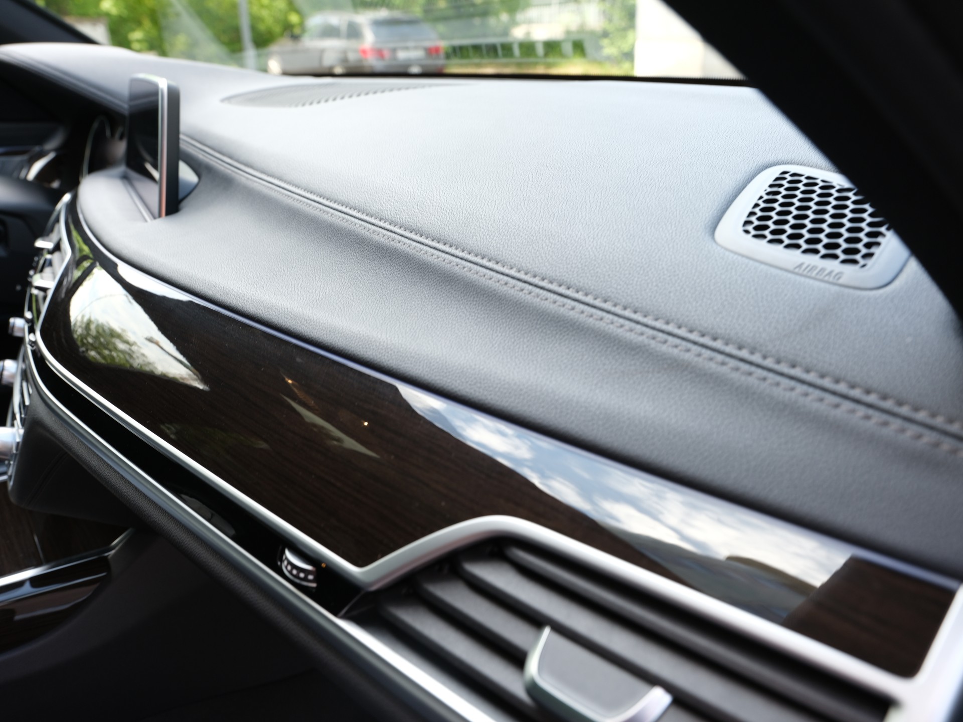 BMW 730d xDrive Steptronic-image-30