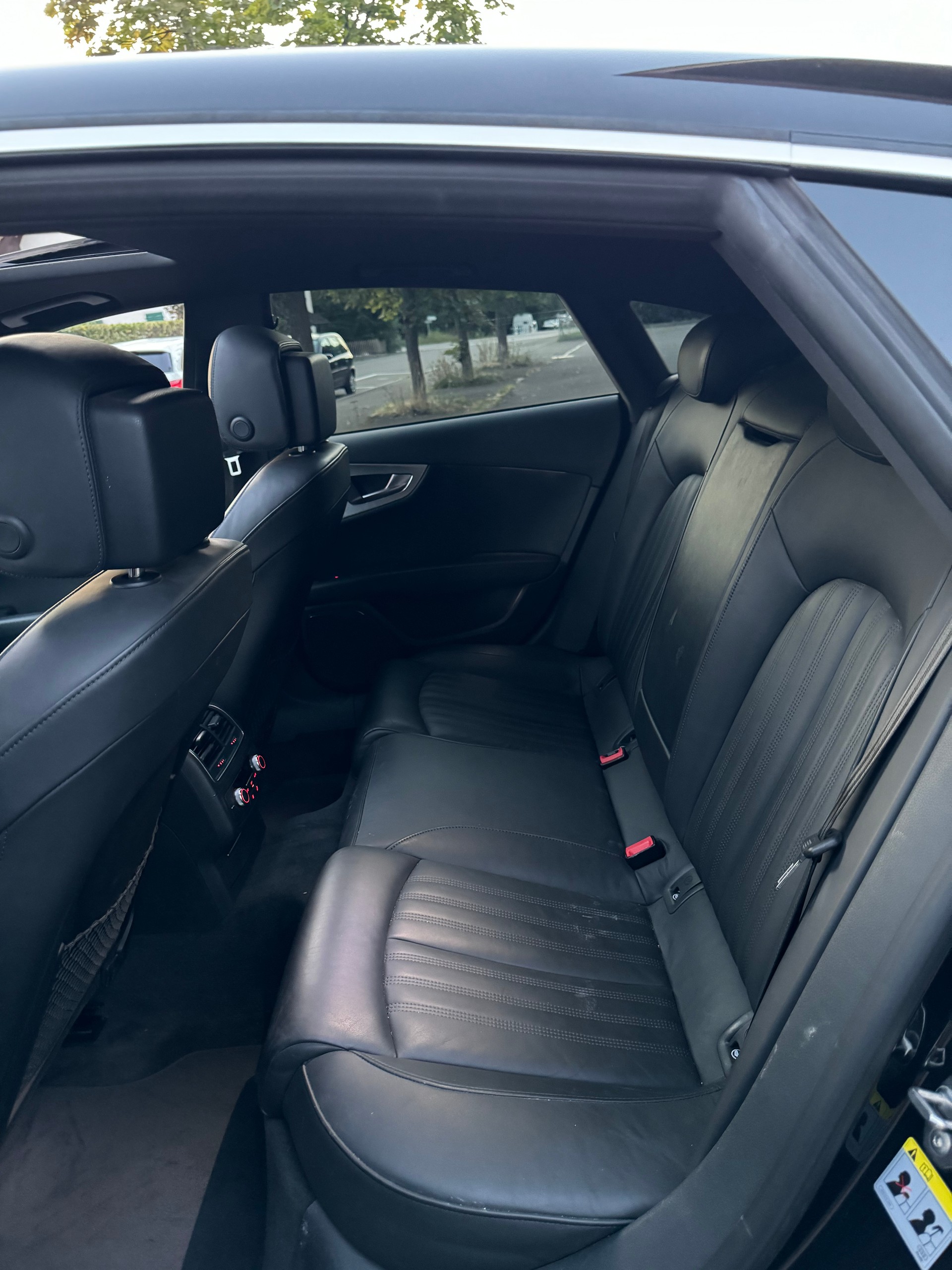 AUDI A7 Sportback 3.0 TFSI quattro S-Line-image-8