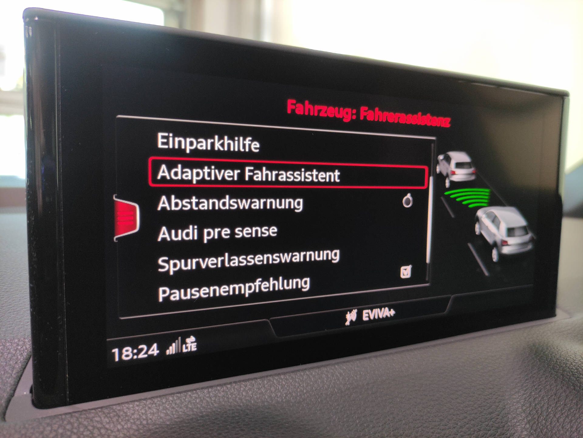 AUDI Q2 40 TFSI S-Line quattro S-Tronic-image-8