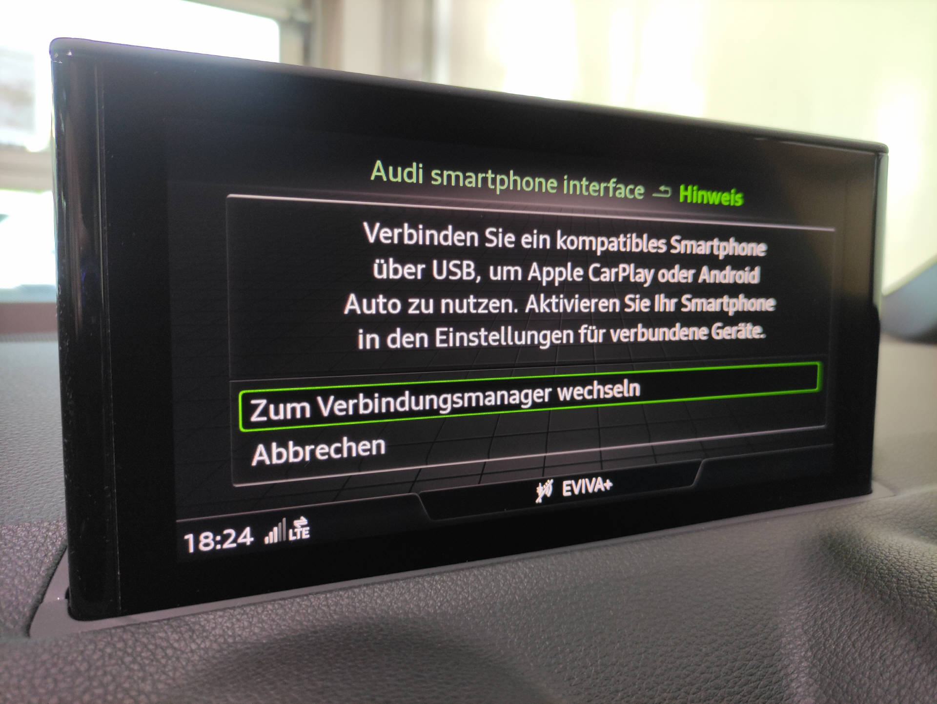 AUDI Q2 40 TFSI S-Line quattro S-Tronic-image-7