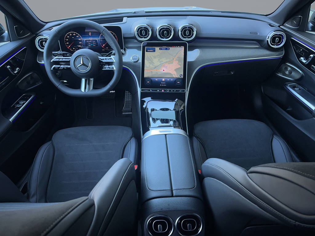 MERCEDES-BENZ C 220 d Swiss Star AMG Line 4matic Kombi-image-11