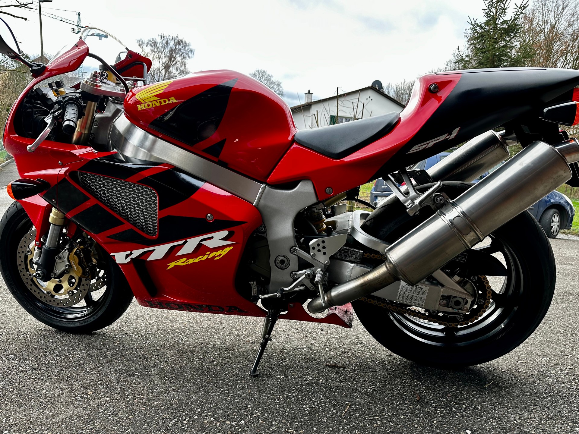 HONDA VTR 1000 SP-1 HRC 2001-image-1