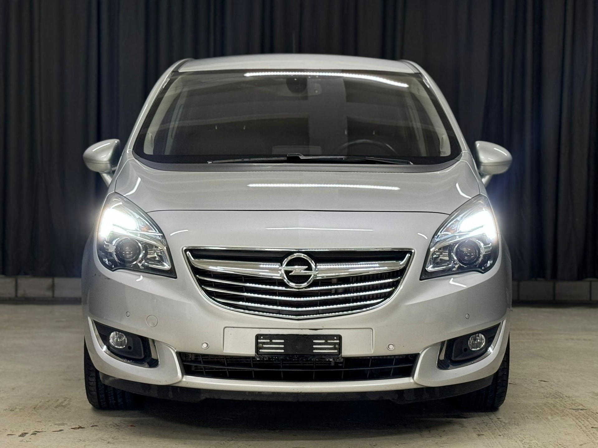 OPEL Meriva 1.4 Turbo Cosmo-image-2