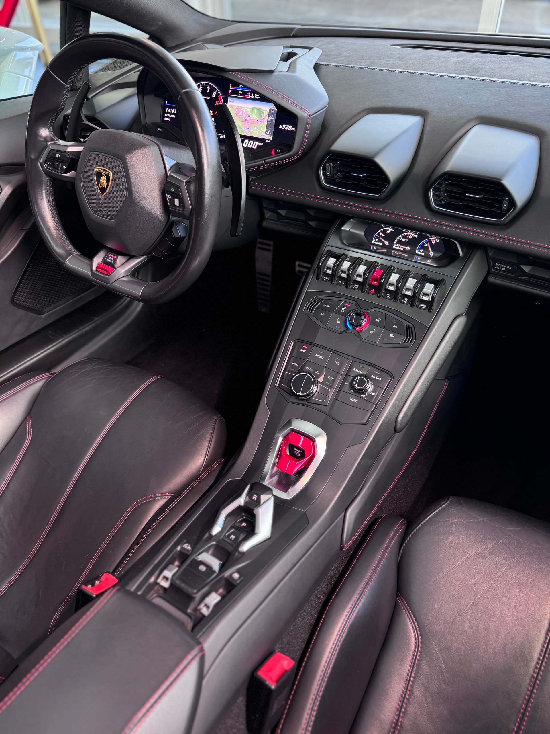 LAMBORGHINI Huracan LP610-4 Spyder DCT-image-14