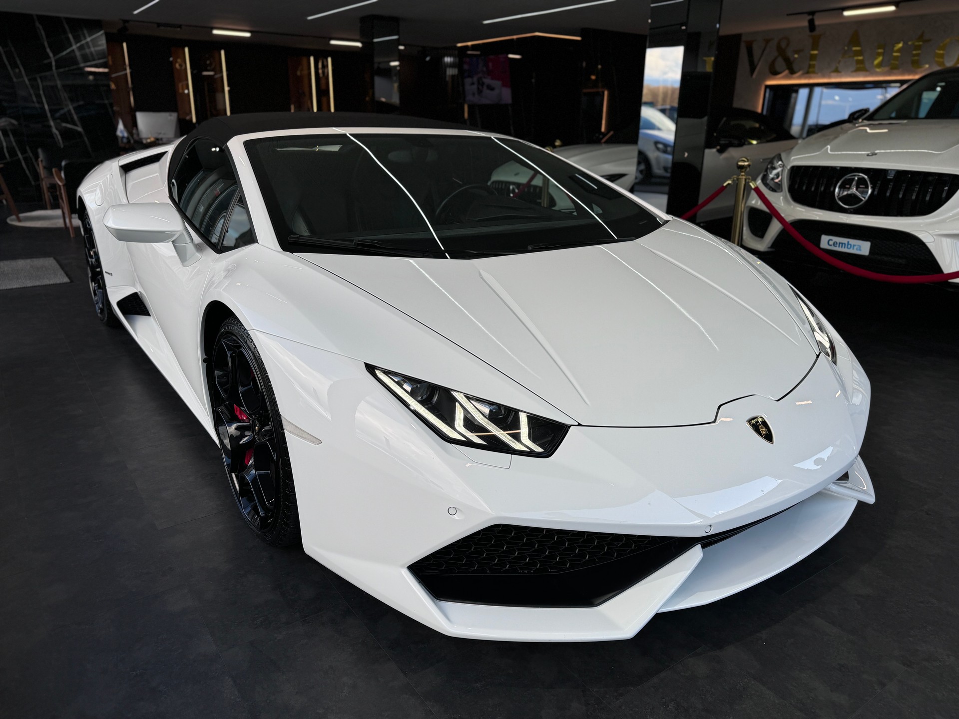 LAMBORGHINI Huracan LP610-4 Spyder DCT-image-3
