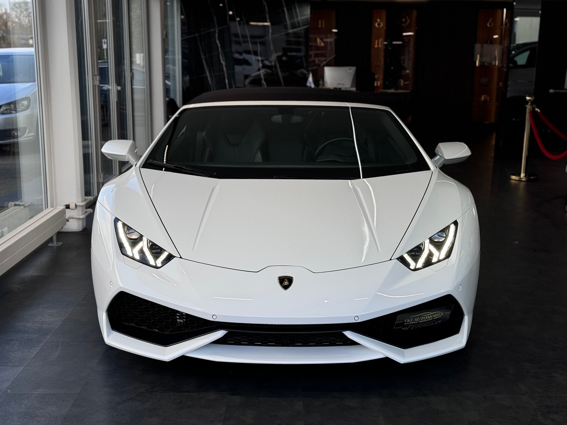 LAMBORGHINI Huracan LP610-4 Spyder DCT-image-1