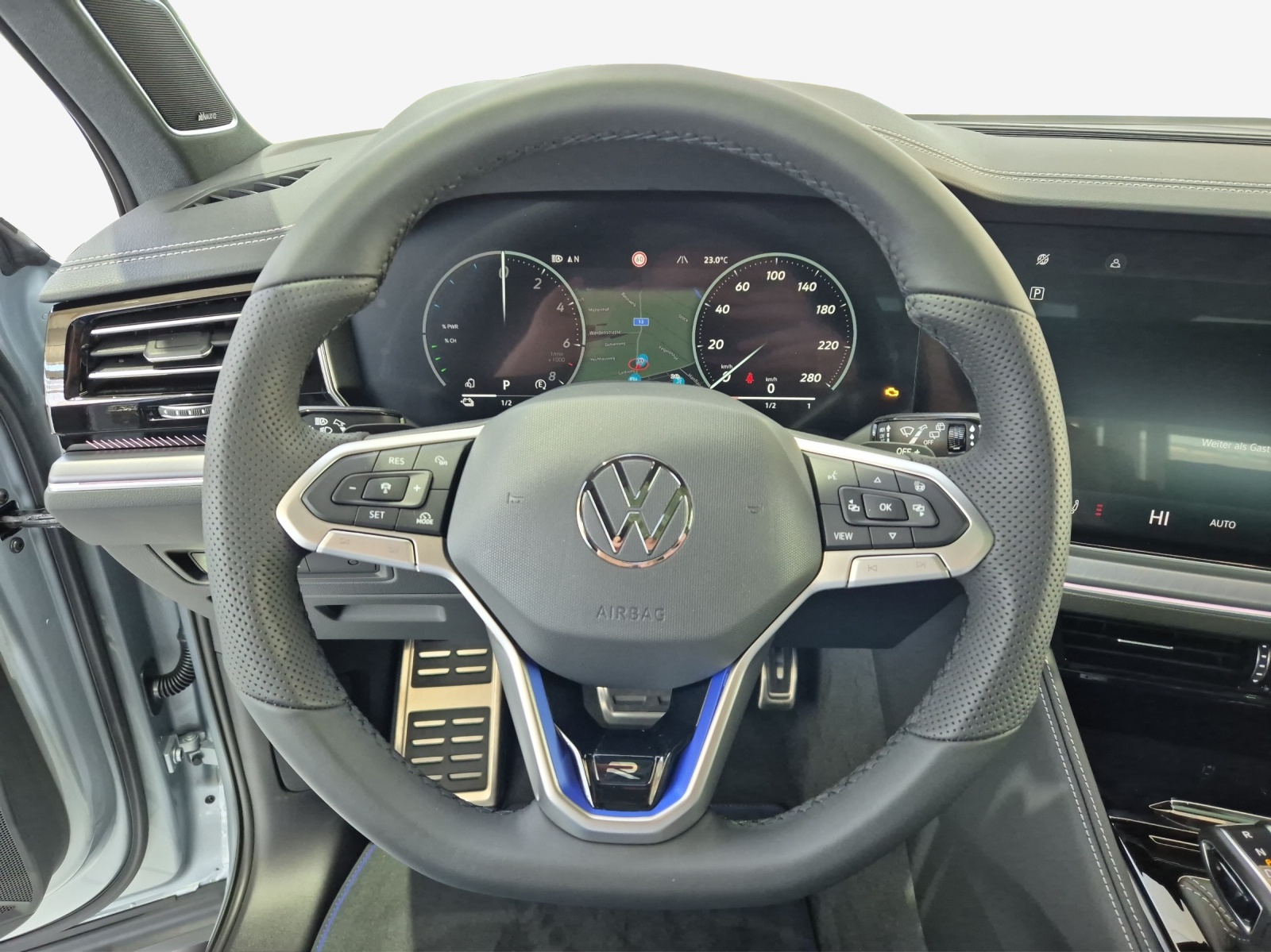 VW Touareg 3.0 TSI eHybrid R Tiptronic-image-9