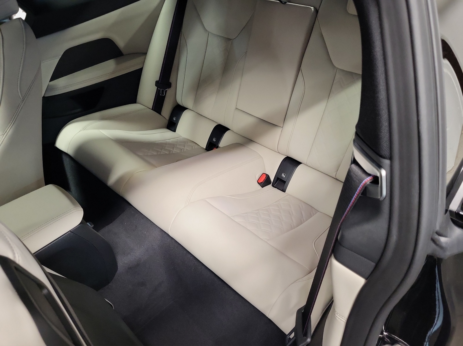 BMW M440i xDrive 48V Coupé M Sport Pro Steptronic-image-16