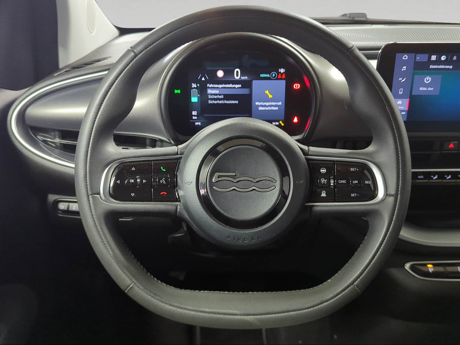 FIAT 500 electric 87 kW Icon-image-9
