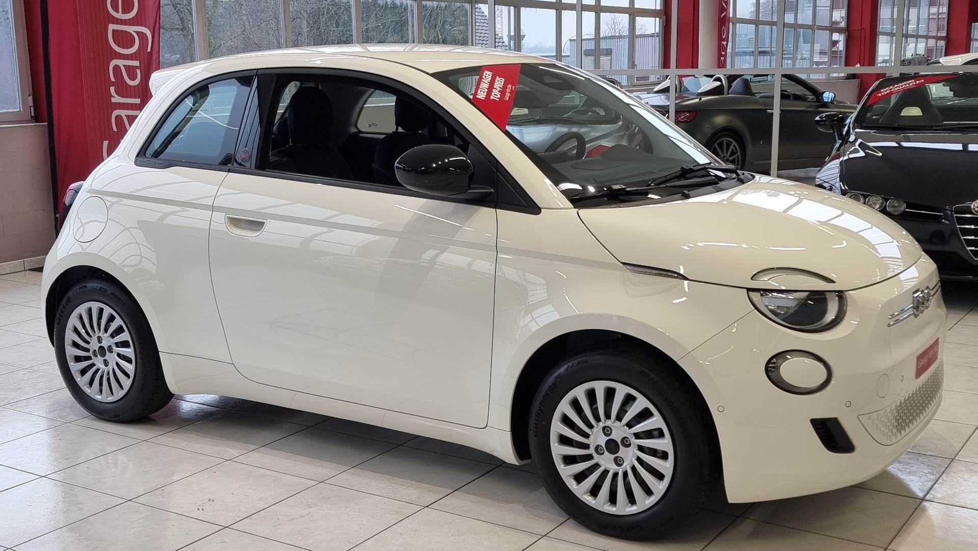 FIAT 500 Red electric 42 KWh 118 PS-image-6