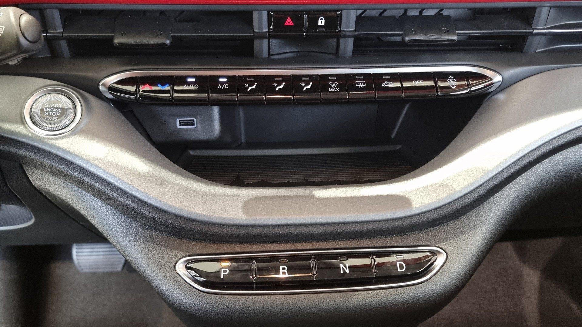 FIAT 500 Red electric 42 KWh 118 PS-image-10