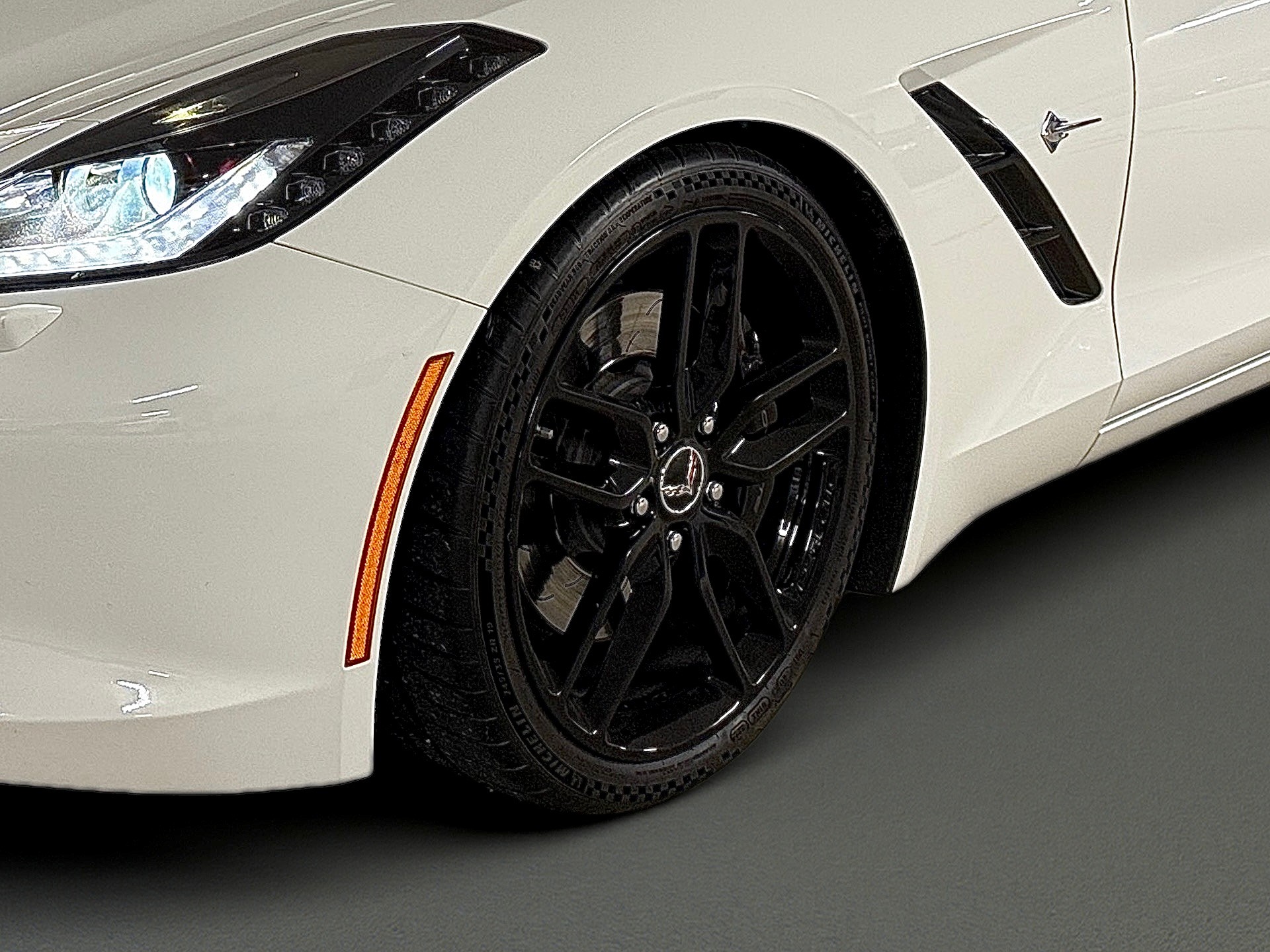CHEVROLET Corvette Convertible Stingray-image-7