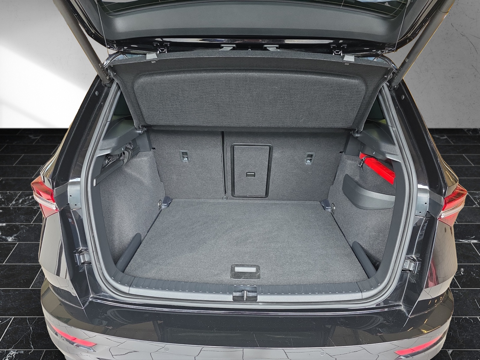 SKODA Karoq 1.5 TSI SportLine DSG-image-4