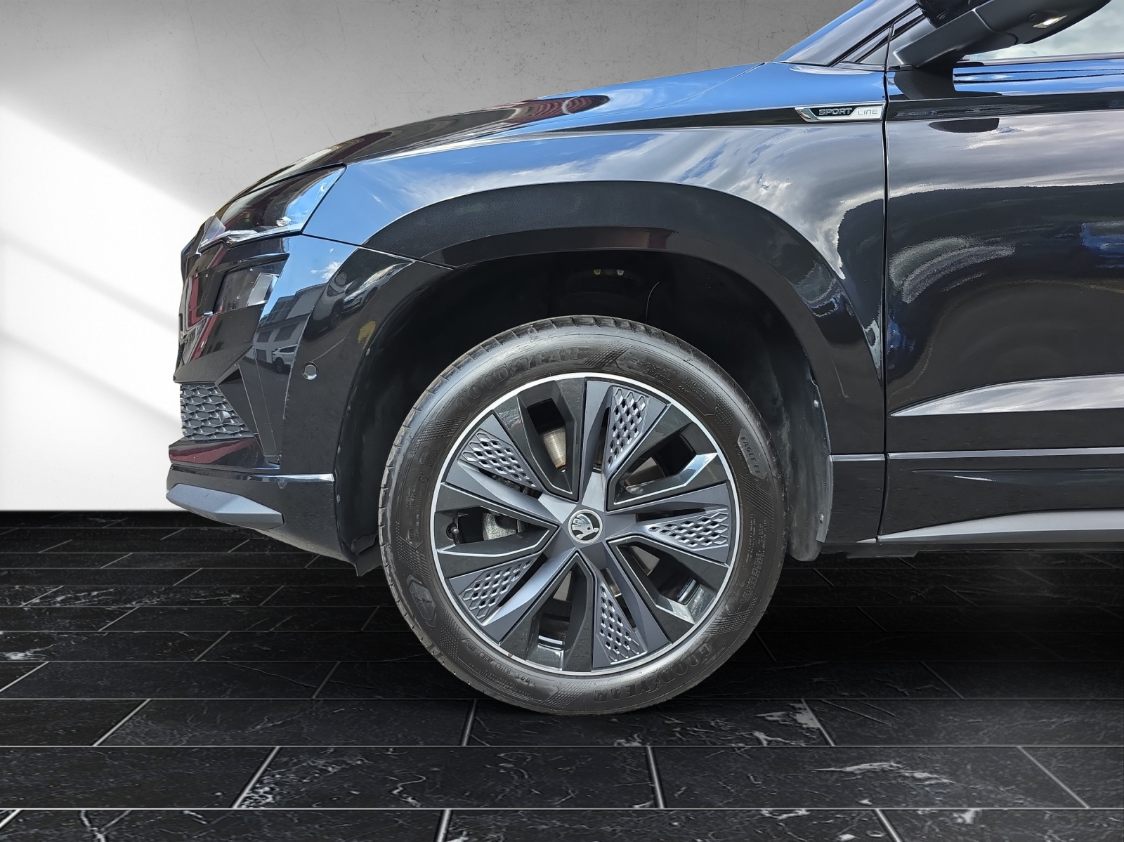 SKODA Karoq 1.5 TSI SportLine DSG-image-3