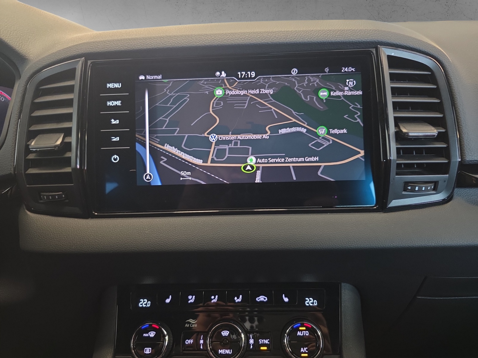 SKODA Karoq 1.5 TSI SportLine DSG-image-12
