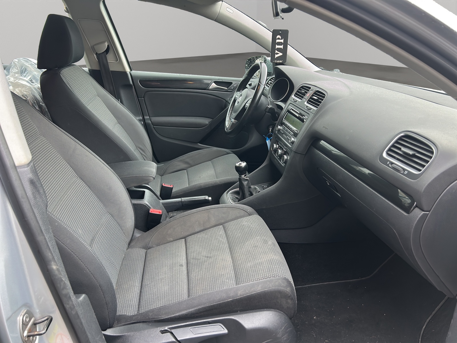 VW Golf 2.0 TDI Comfortline 4Motion-image-10