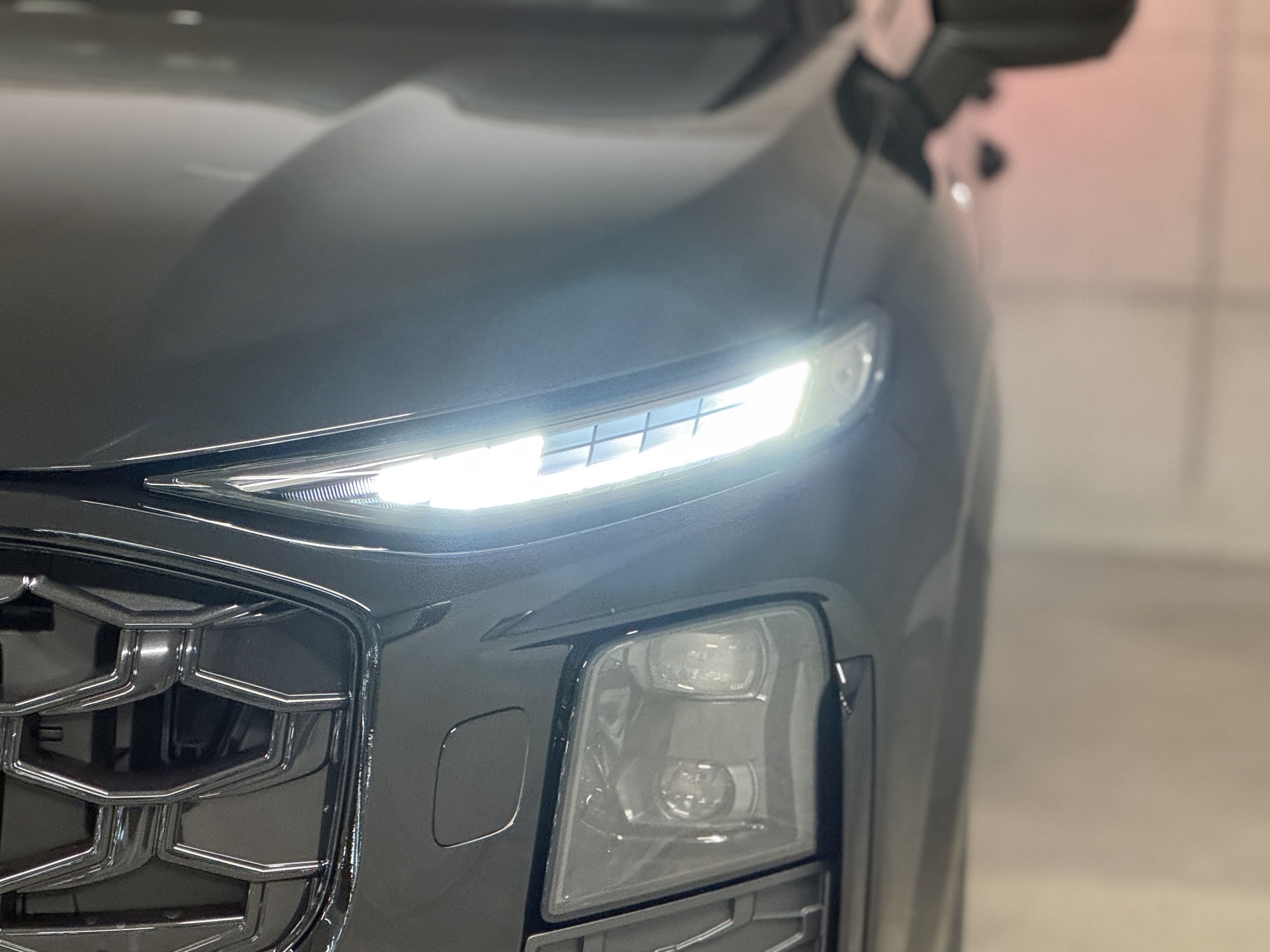 AUDI Q3 Sportback TFSI quattro 195 kW S tronic-image-6