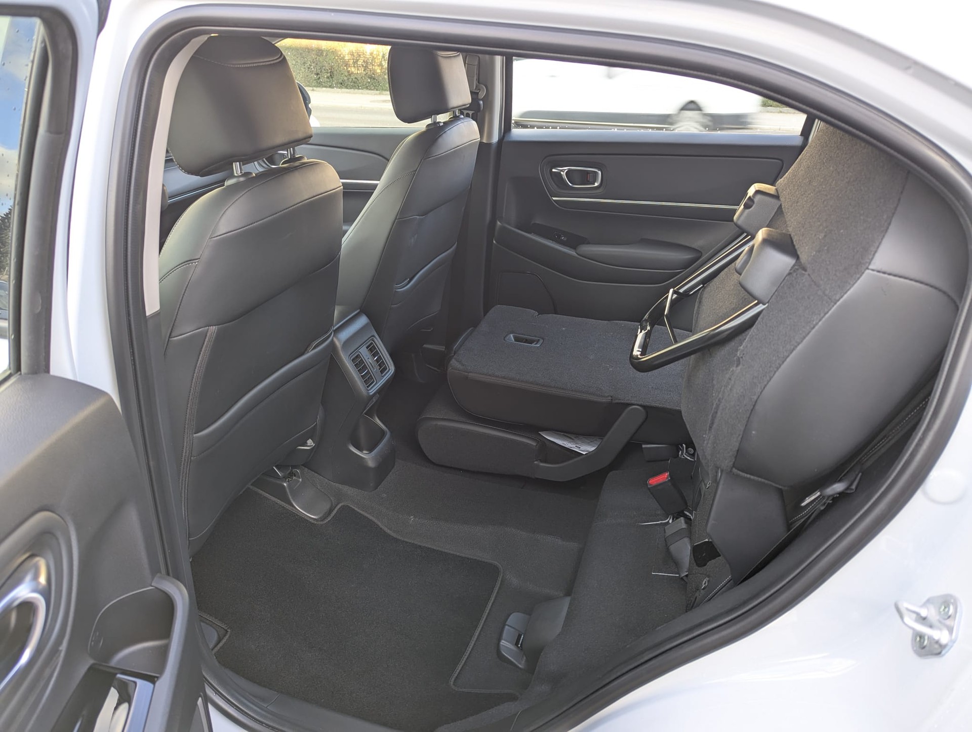 HONDA HR-V 1.5i-MMD Advance CVT-image-9