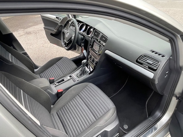 VW Golf 1.2 TSI Cup DSG-image-13