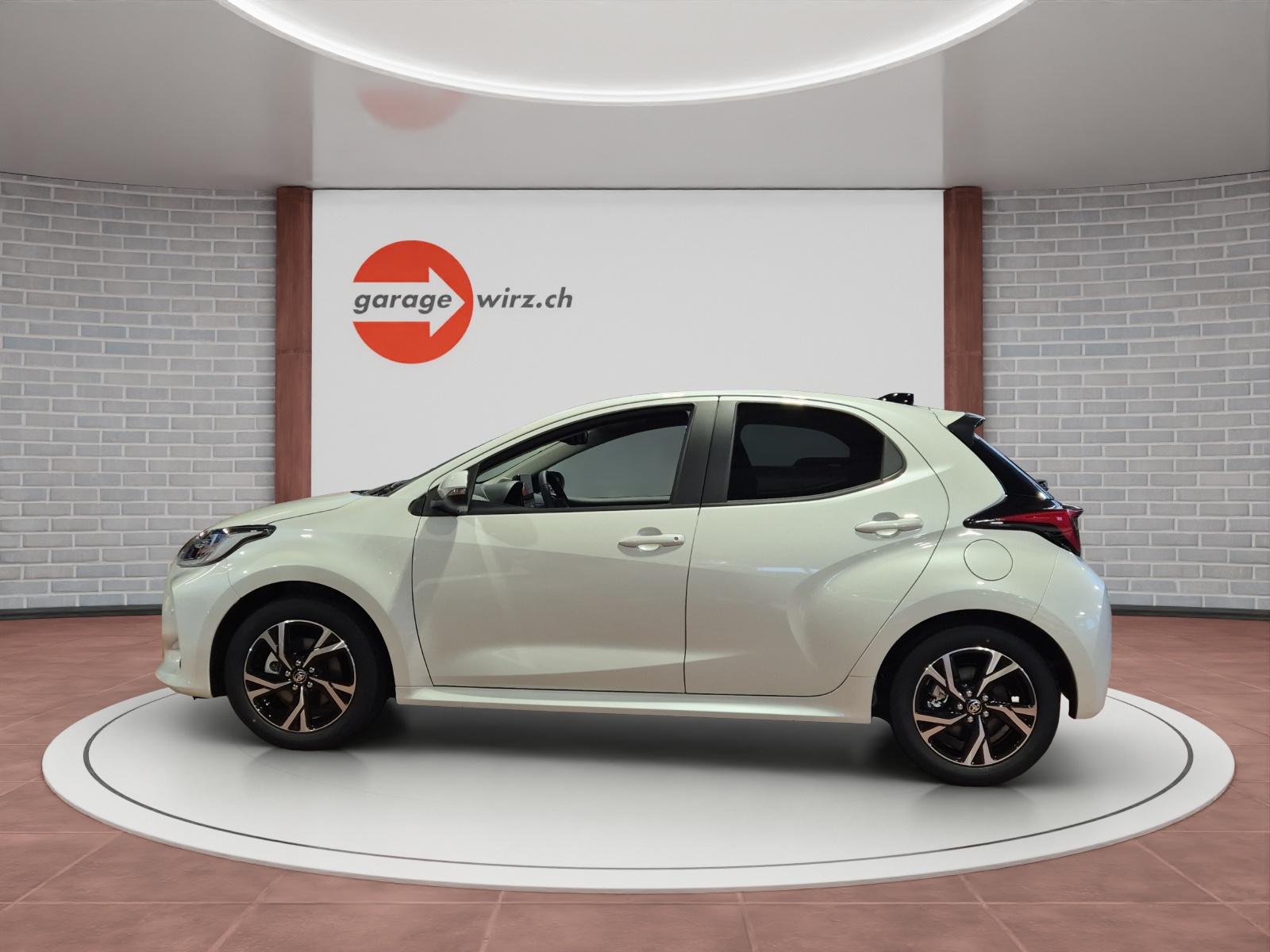 TOYOTA Yaris 1.5 VVT-i HSD Trend-image-1