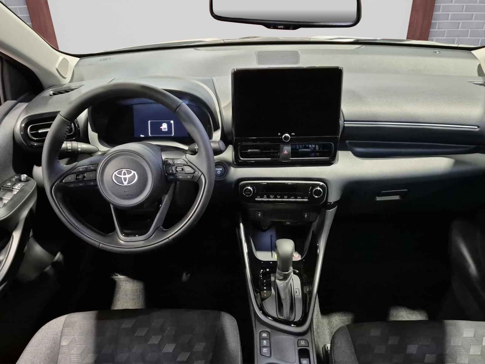 TOYOTA Yaris 1.5 VVT-i HSD Trend-image-8