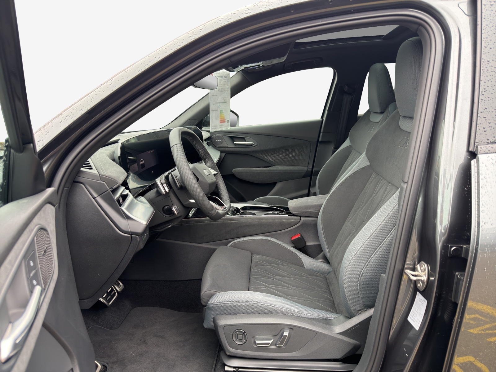 AUDI Q3 Sportback TFSI quattro 195 kW S tronic-image-7