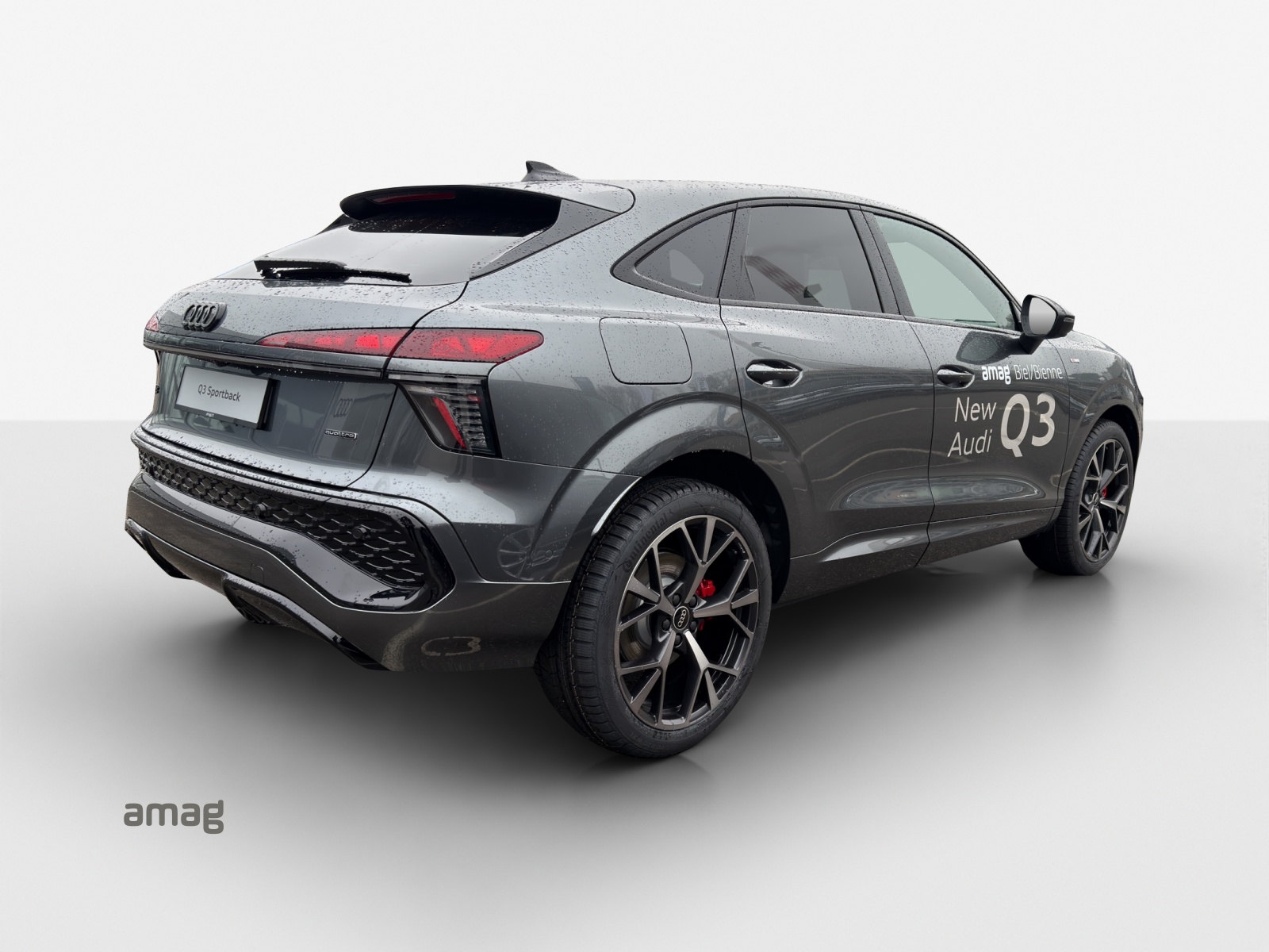 AUDI Q3 Sportback TFSI quattro 195 kW S tronic-image-4