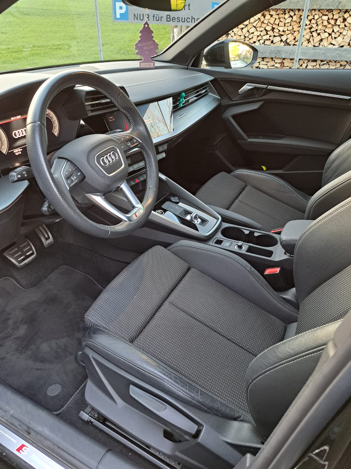 AUDI A3 Sportback 35 TFSI Attraction S tronic-image-3