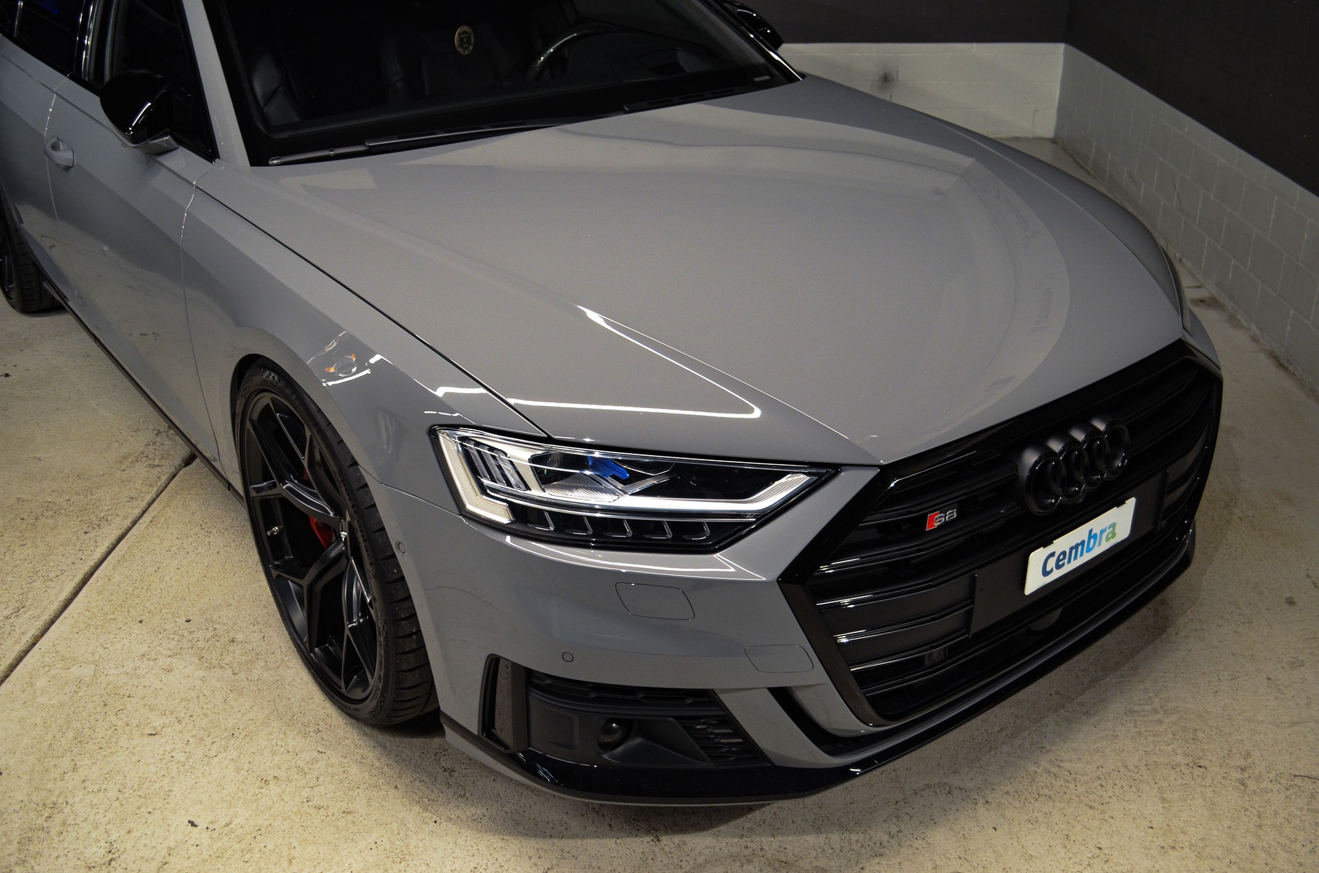 AUDI S8 TFSI quattro tiptronic-image-4