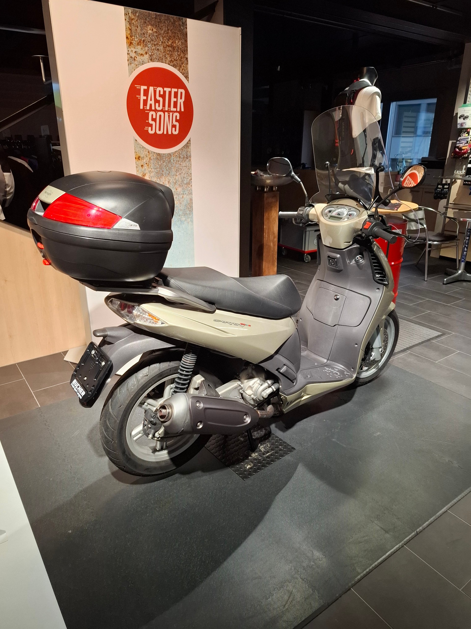 APRILIA Sport City Cube 300 i.e-image-4
