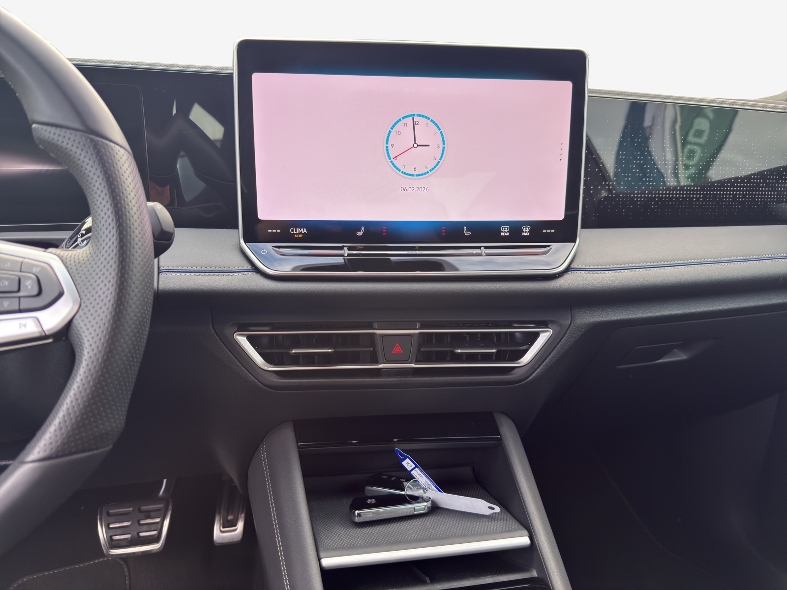 VW Tiguan 2.0 TDI SCR R-Line 4Motion DSG-image-10