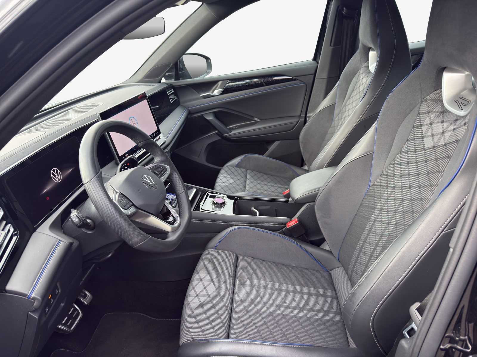 VW Tiguan 2.0 TDI SCR R-Line 4Motion DSG-image-7