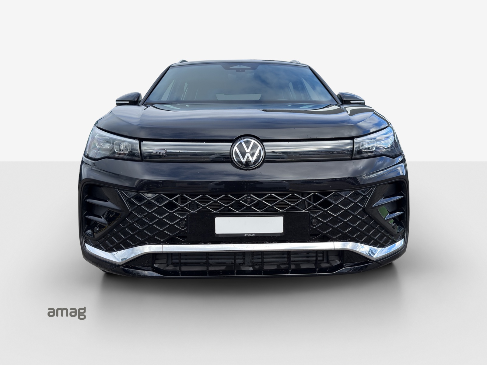 VW Tiguan 2.0 TDI SCR R-Line 4Motion DSG-image-6