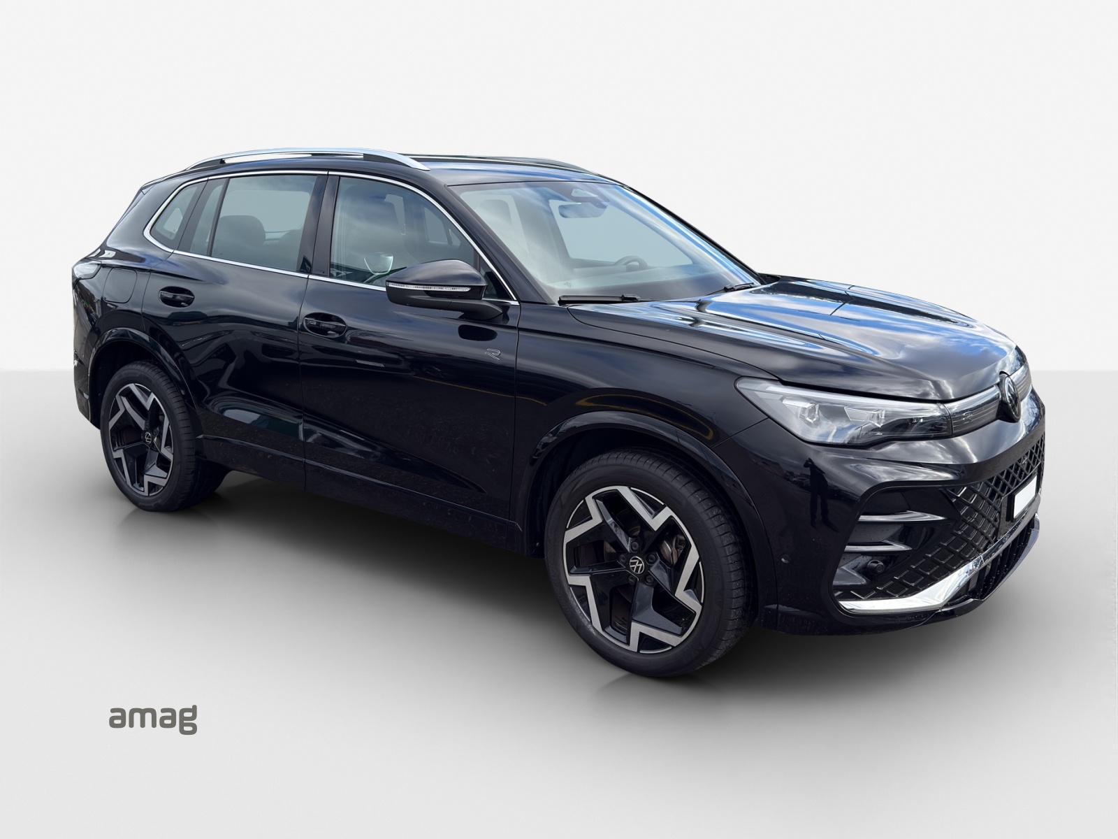 VW Tiguan 2.0 TDI SCR R-Line 4Motion DSG-image-5