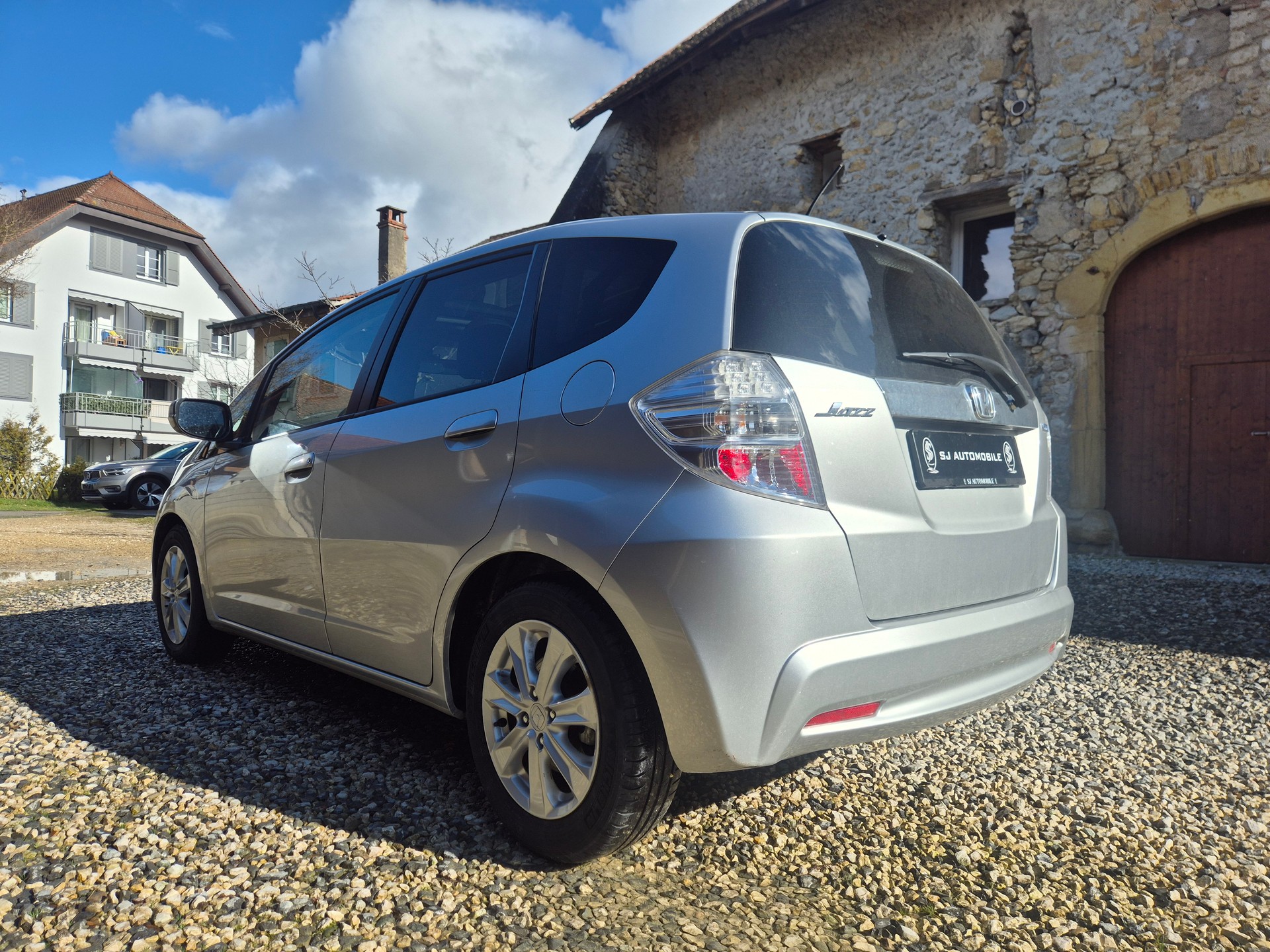 HONDA Jazz 1.3i Hybrid Exclusive CVT-image-2