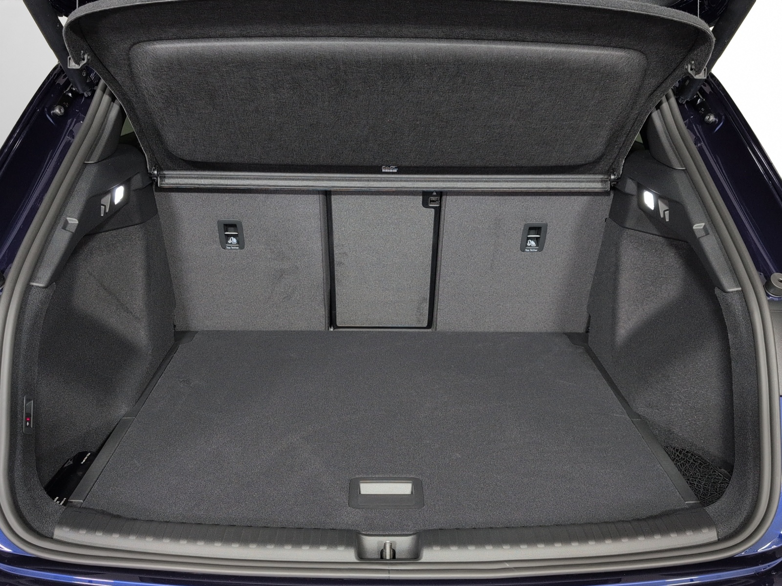 AUDI Q4 e-tron 45 Edition Swiss Ski quattro-image-14