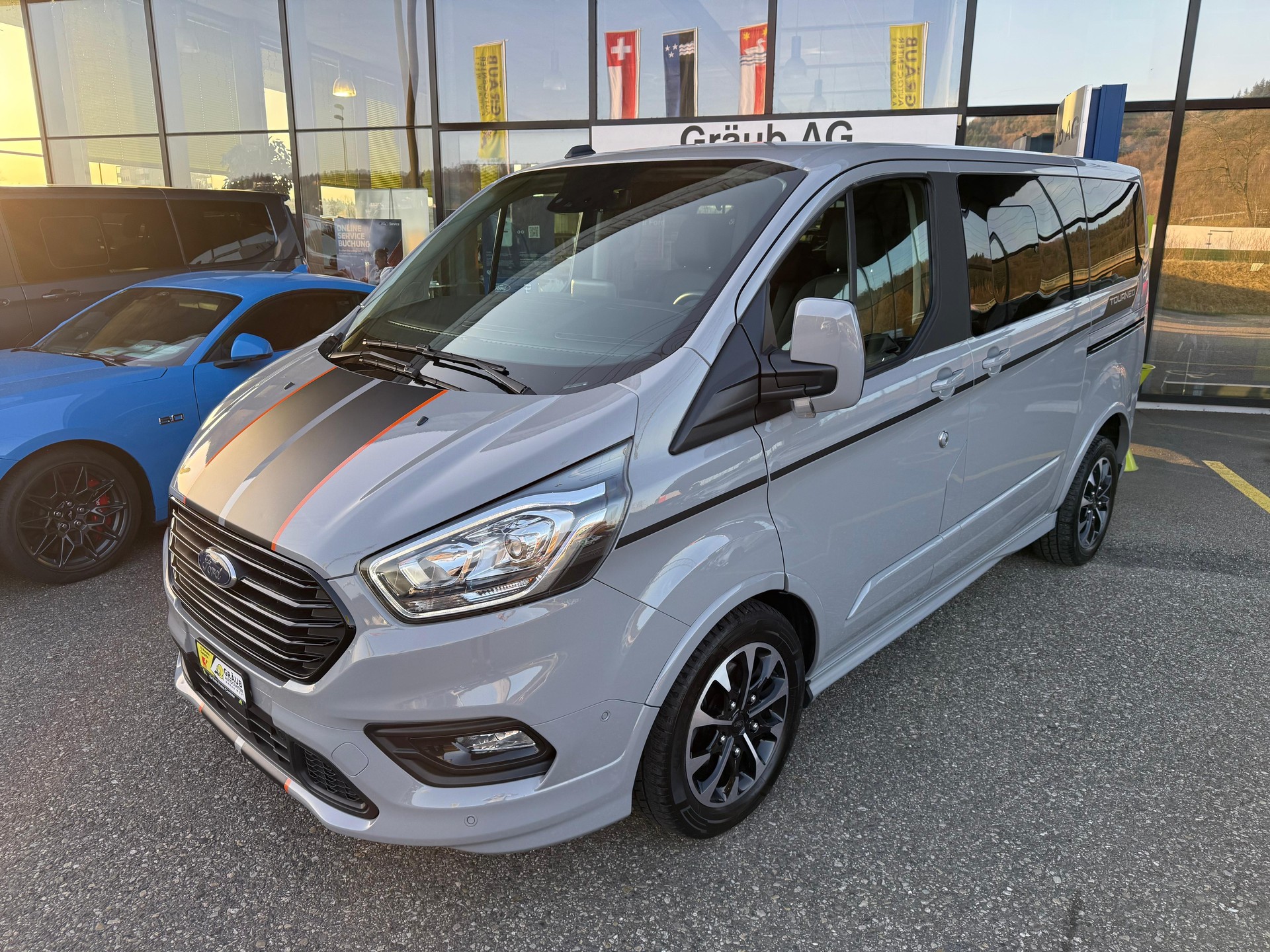 FORD Tourneo Custom 320 L1H1 Sport A-showroom-element-2