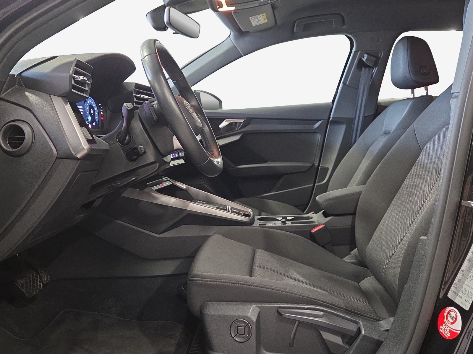 AUDI A3 Sportback 35 TFSI Attraction S-tronic-image-7