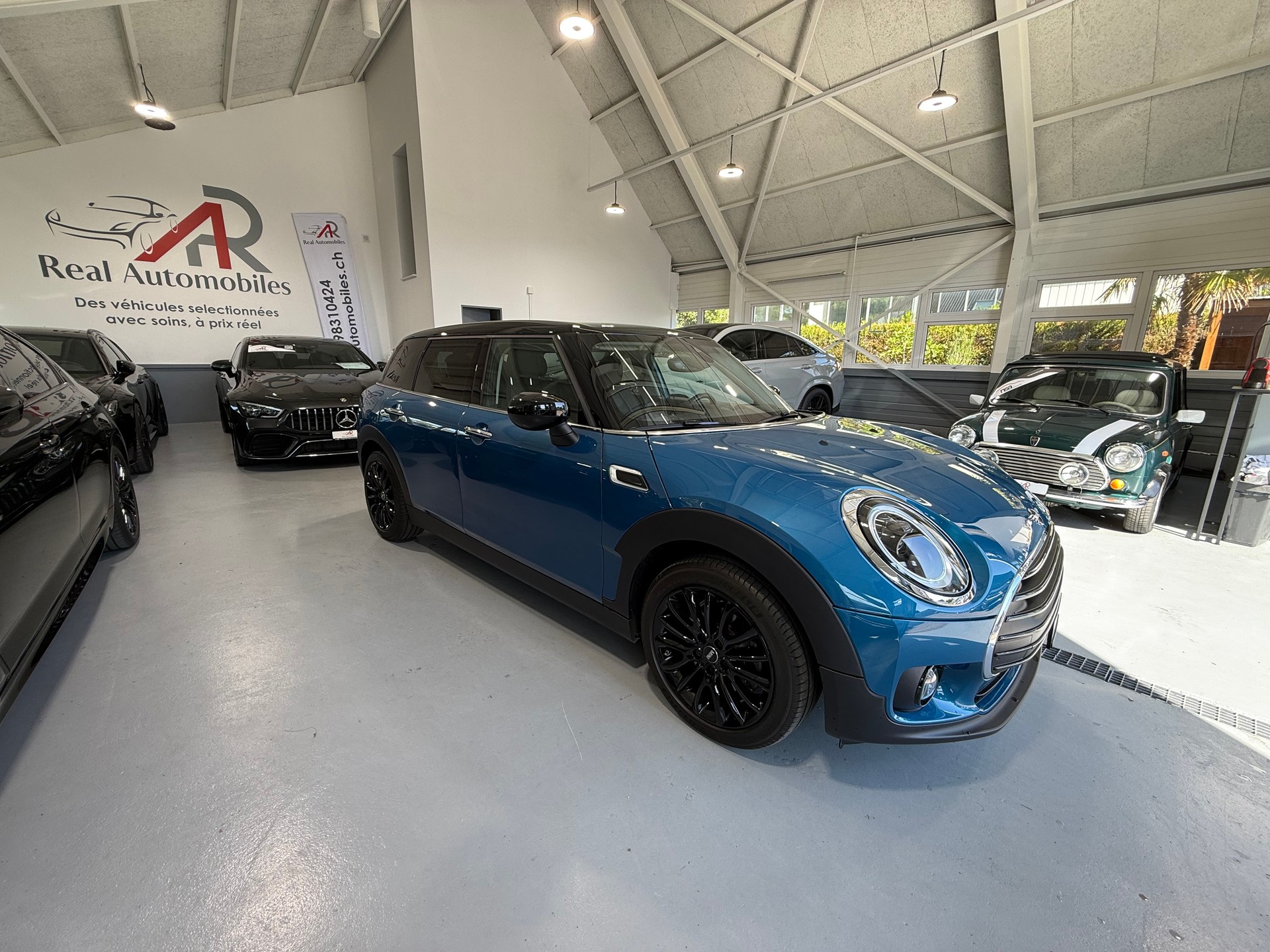 MINI Clubman Cooper Untold Edition Steptronic DKG-image-2