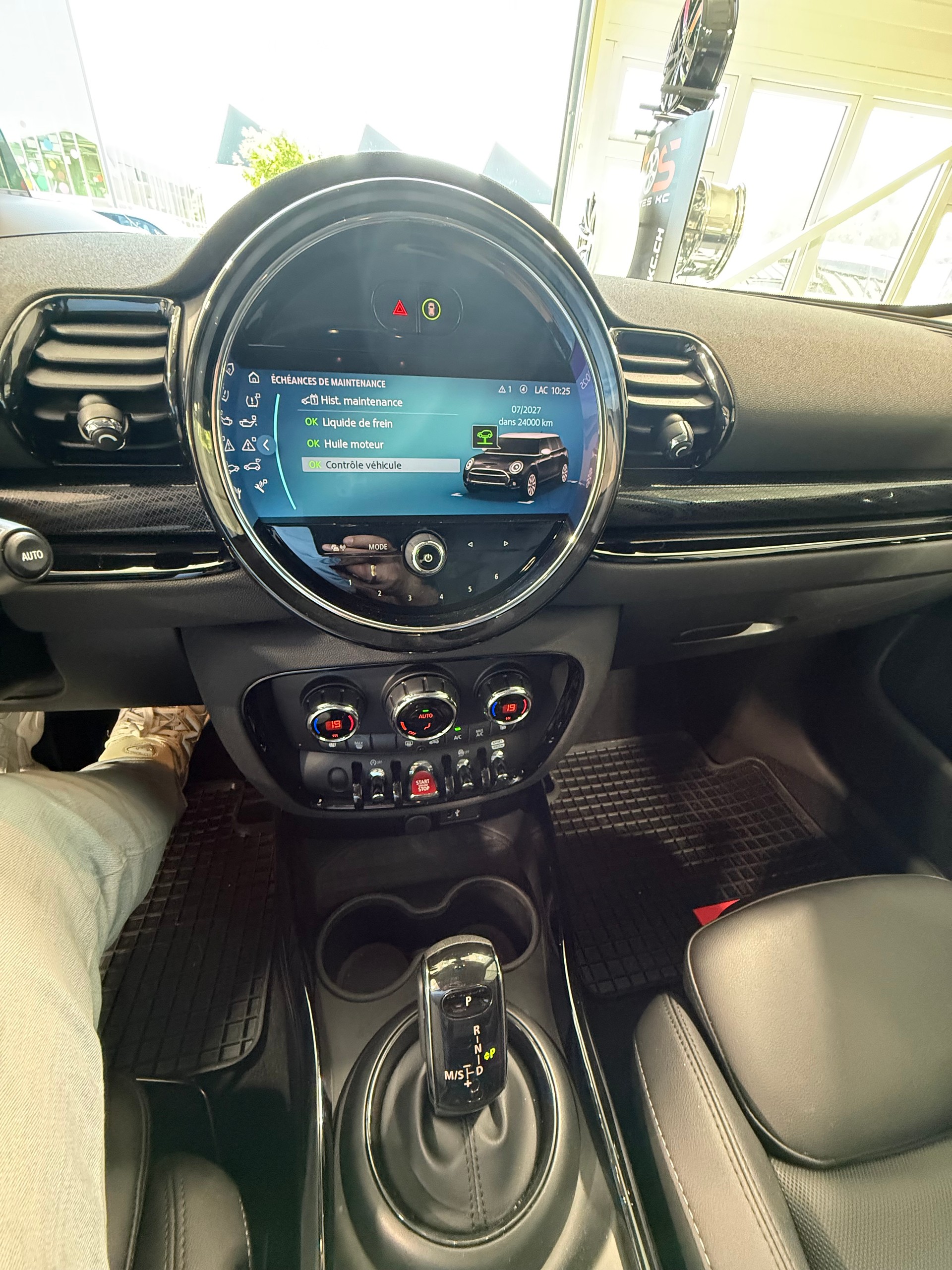 MINI Clubman Cooper Untold Edition Steptronic DKG-image-12