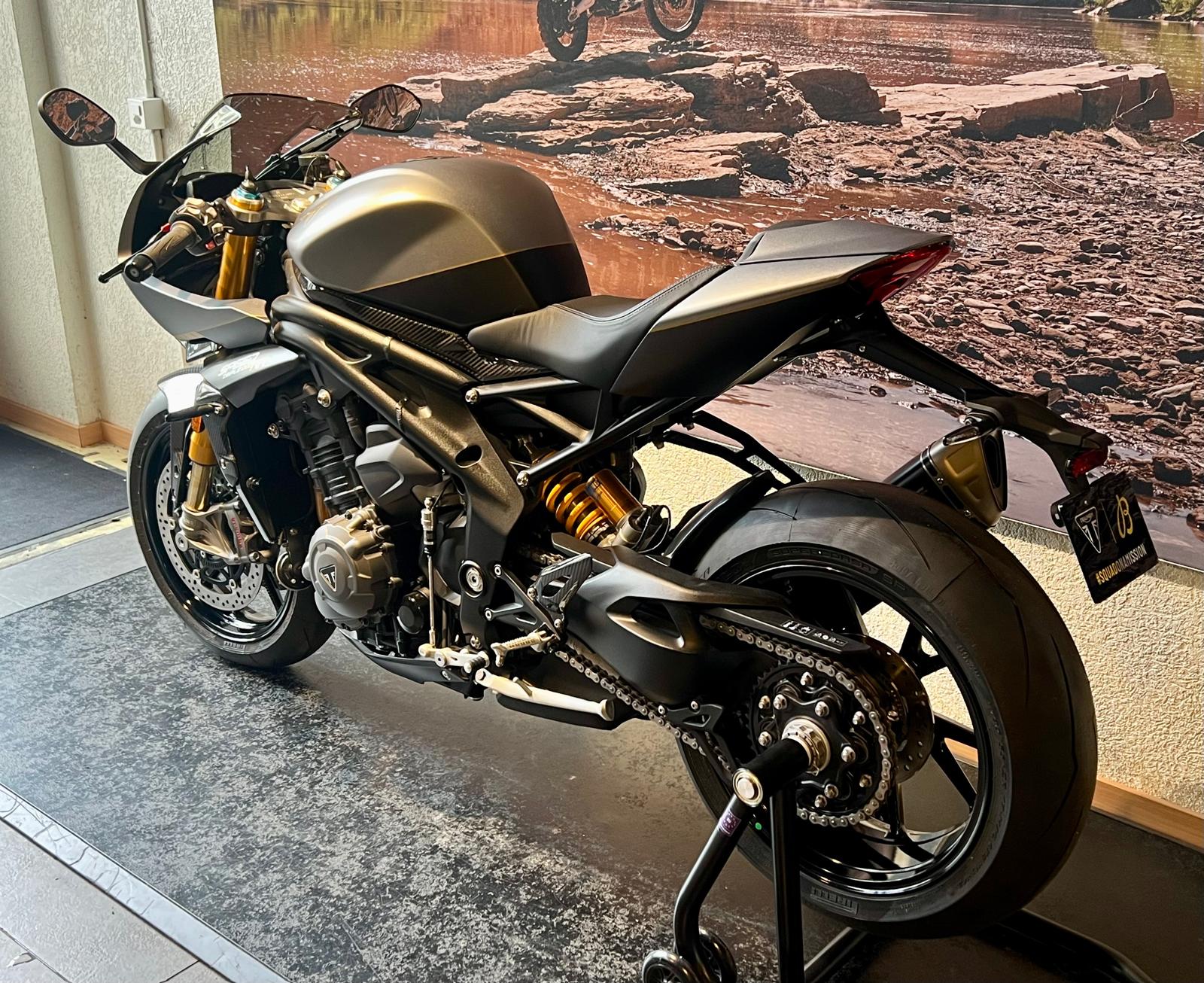 TRIUMPH Speed Triple RR-image-6