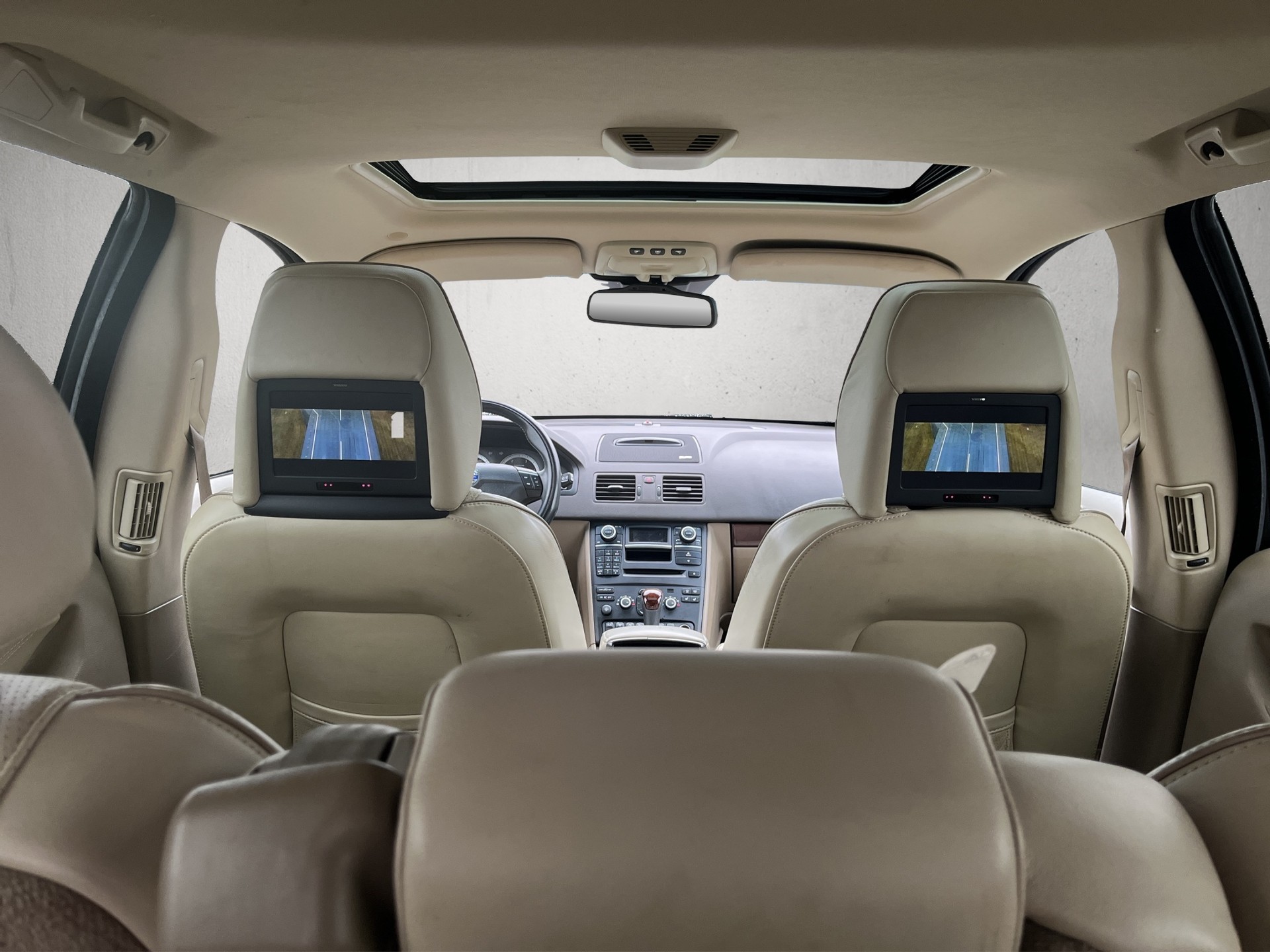VOLVO XC90 D5 AWD Executive Geartronic-image-15