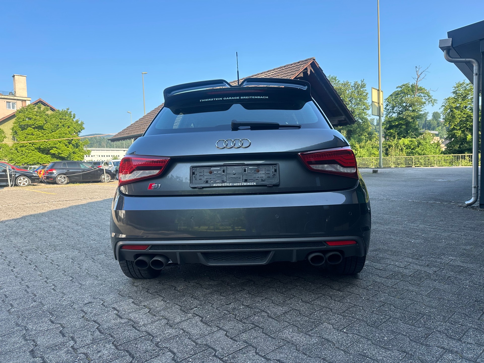 AUDI S1 Sportback 2.0 TFSI quattro-image-4