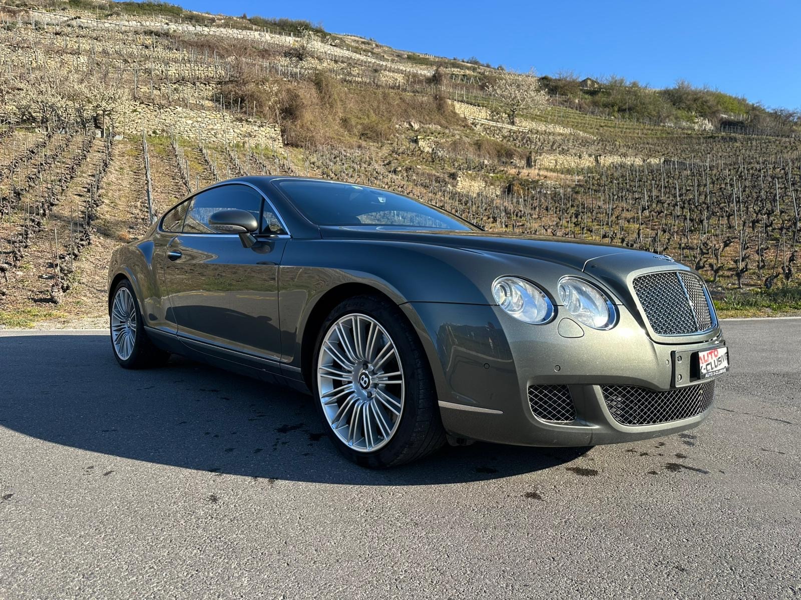 BENTLEY GT