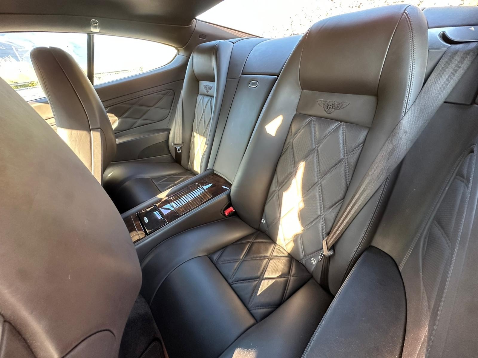 BENTLEY GT-image-11